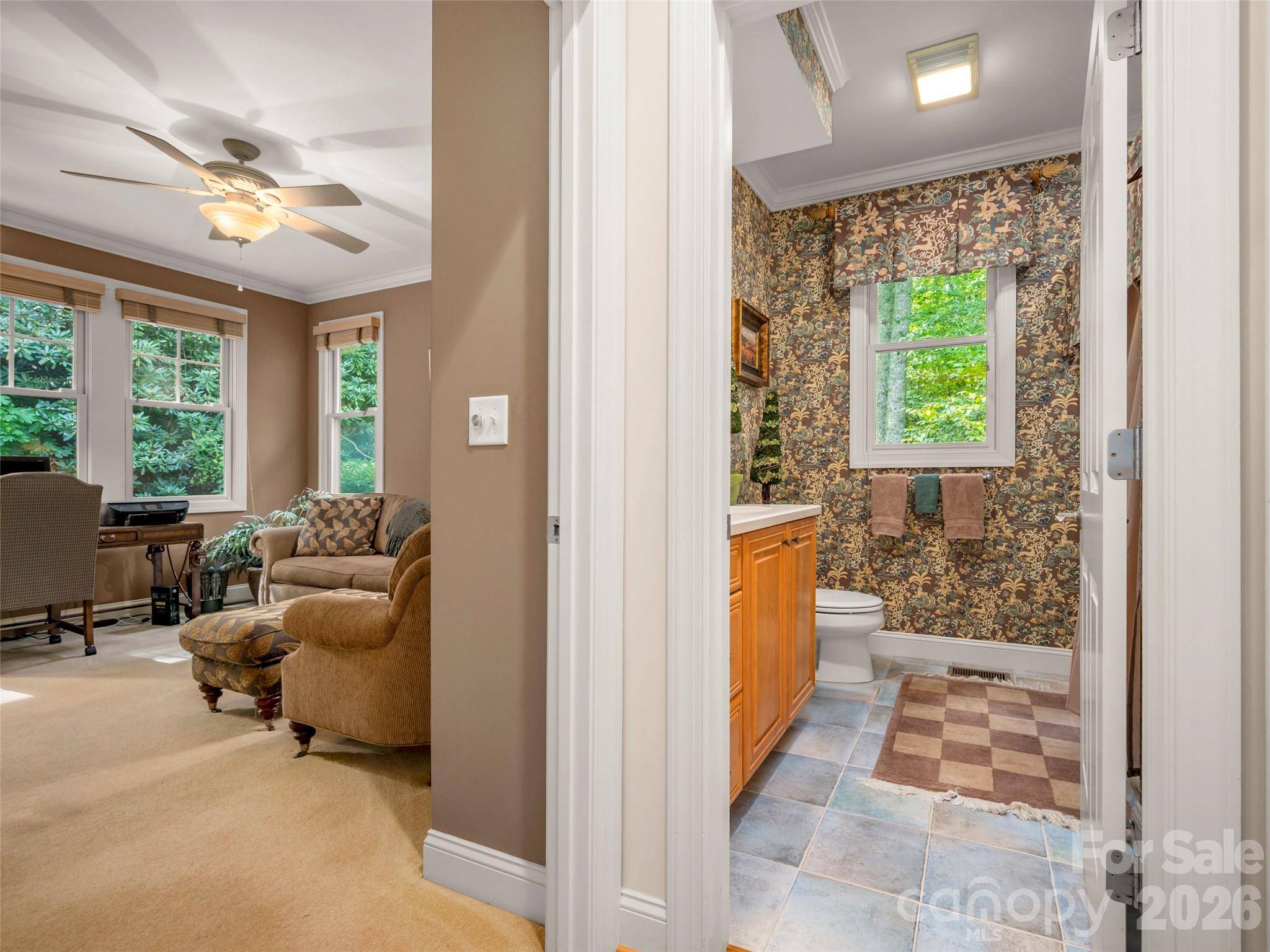 75 Old Hickory TRL, Hendersonville, NC 28739