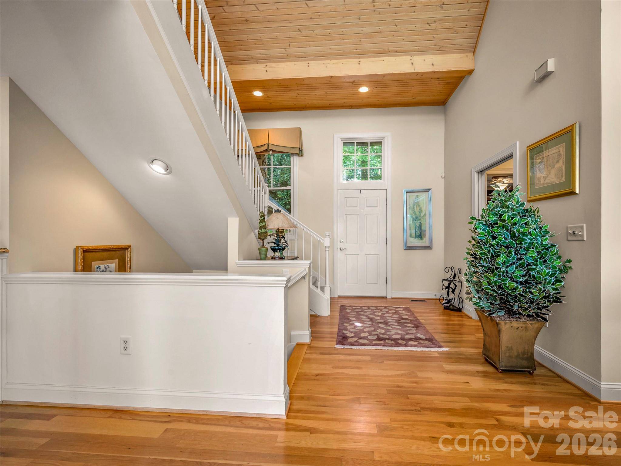 75 Old Hickory TRL, Hendersonville, NC 28739
