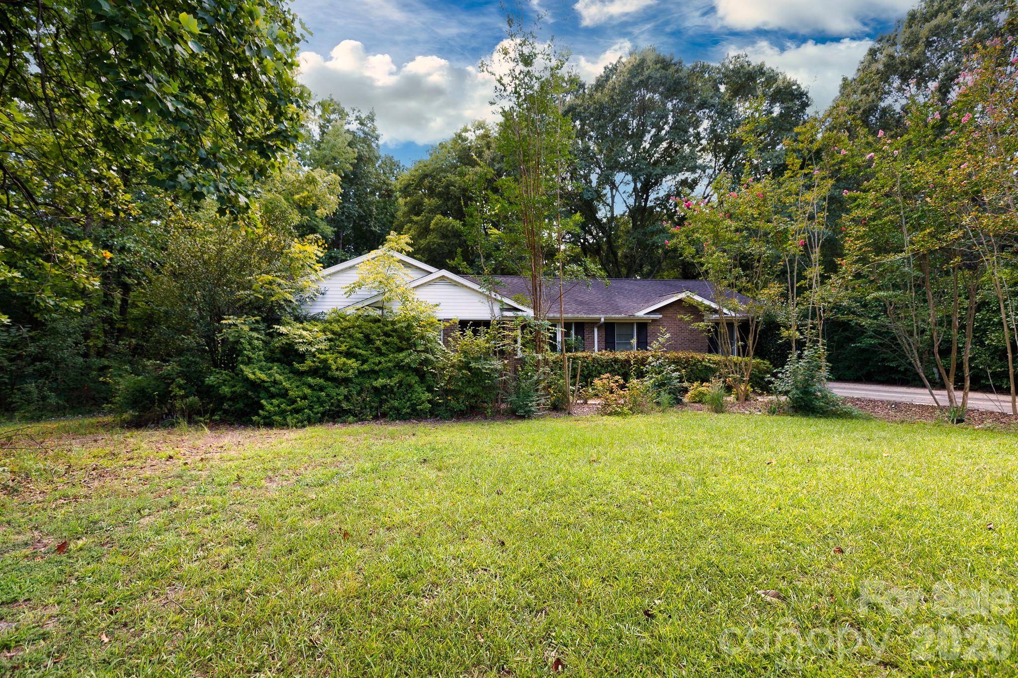 3550 Tree Line DR, Rock Hill, SC 29732