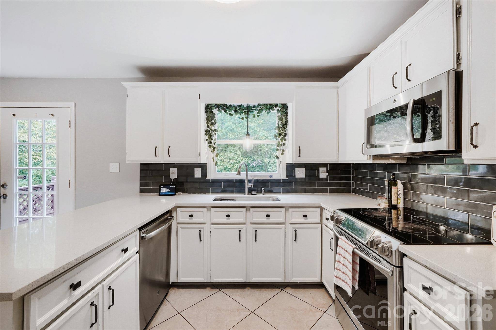 7309 Leesburg RD, Charlotte, NC 28215