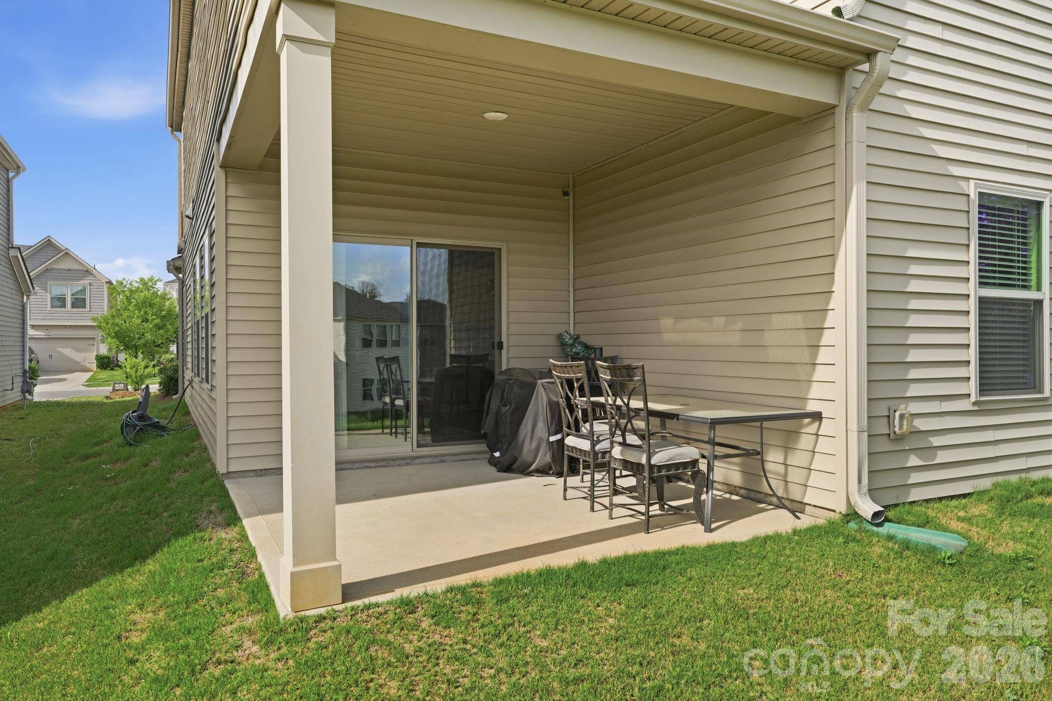 5012 Shadbush RD, Charlotte, NC 28215