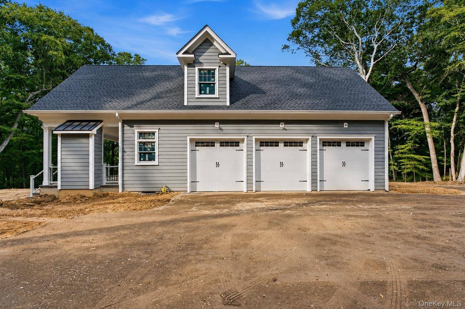 550 Moriches RD, Head Of The Harbor, NY 11780
