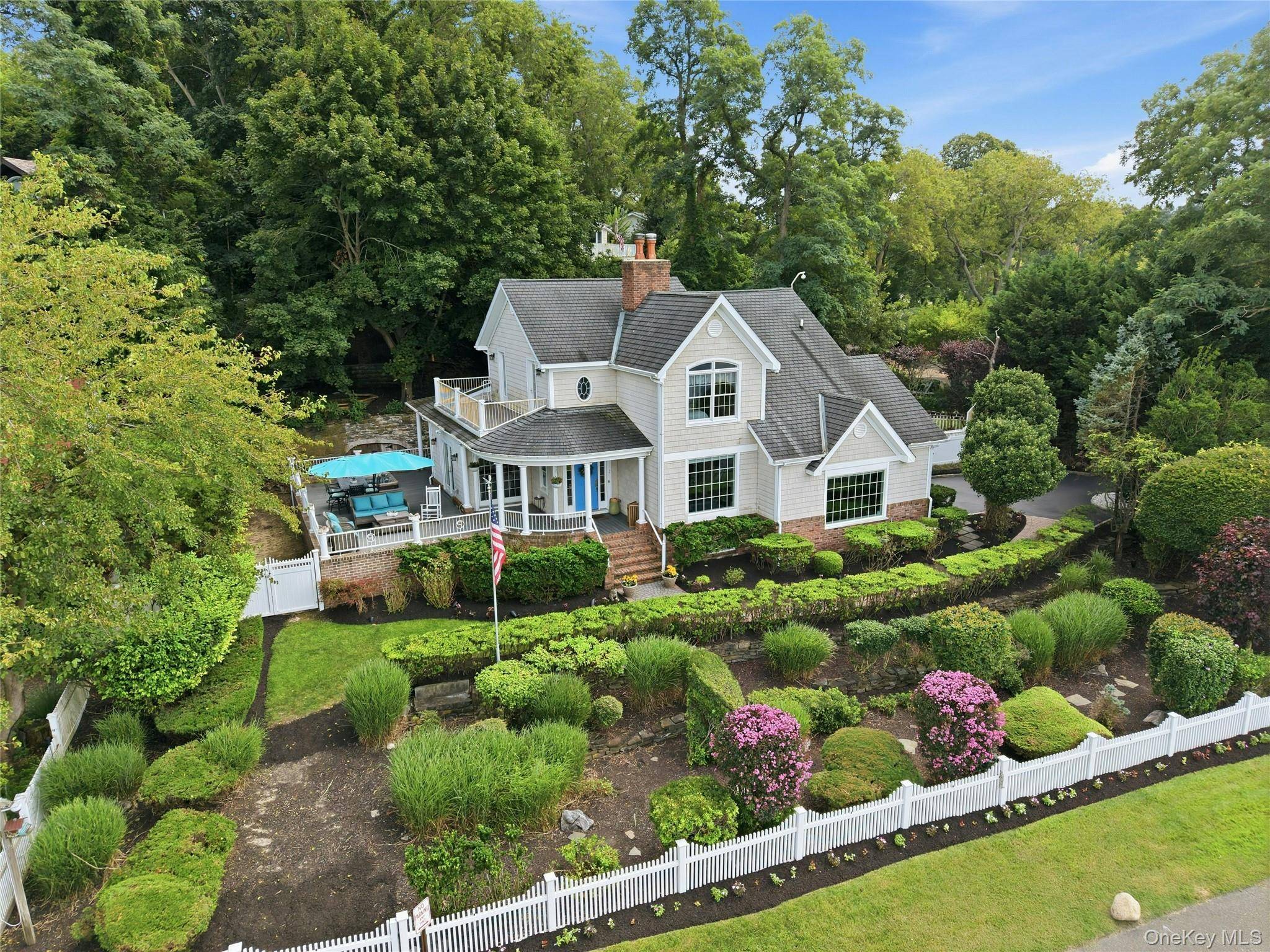 47 Shore RD, Stony Brook, NY 11790