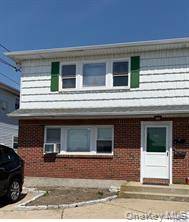 885 E Park AVE #Upper, Long Beach, NY 11561