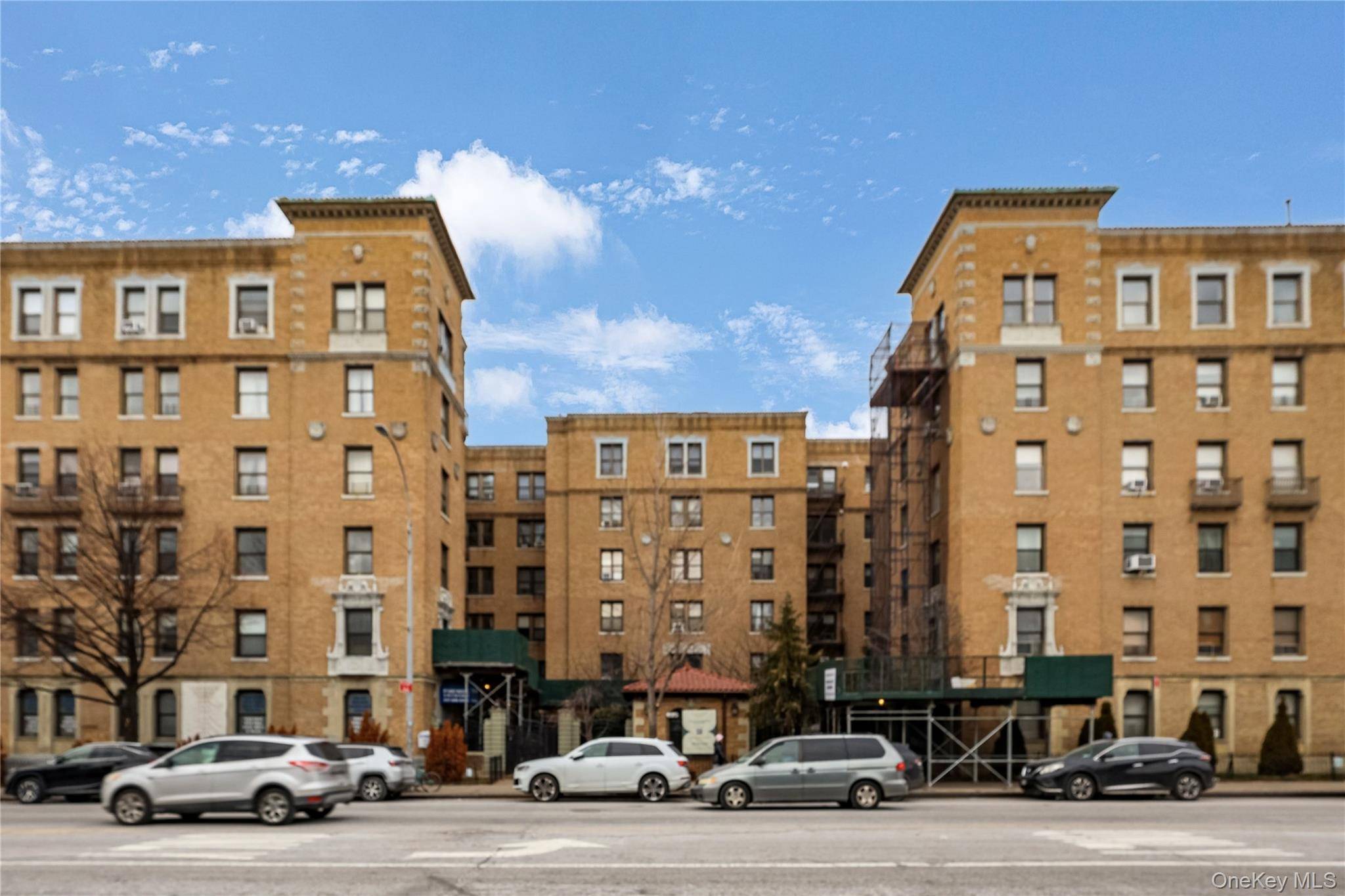 14809 Northern BLVD #5M, Flushing, NY 11354