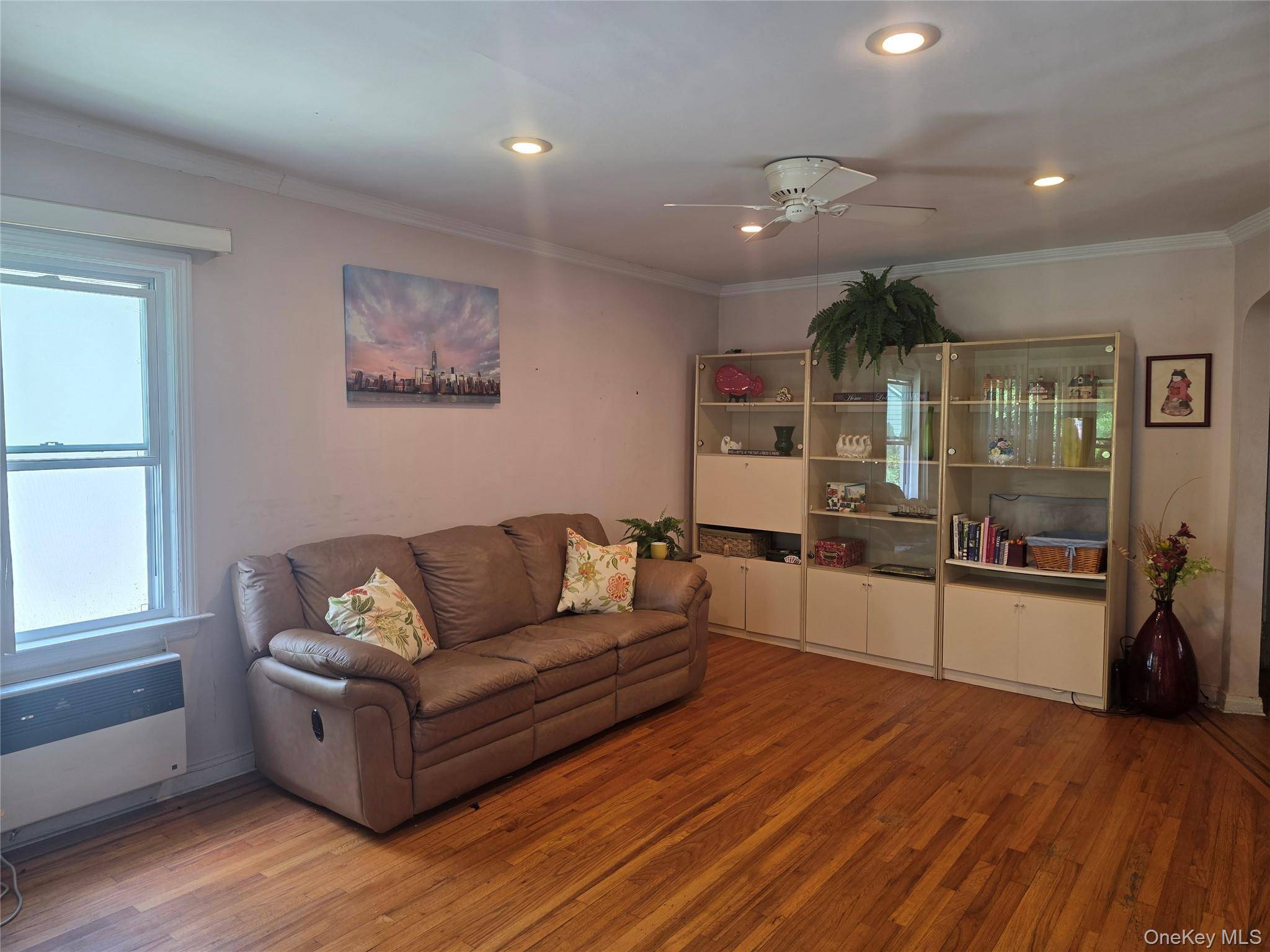 17516 Underhill AVE, Fresh Meadows, NY 11365