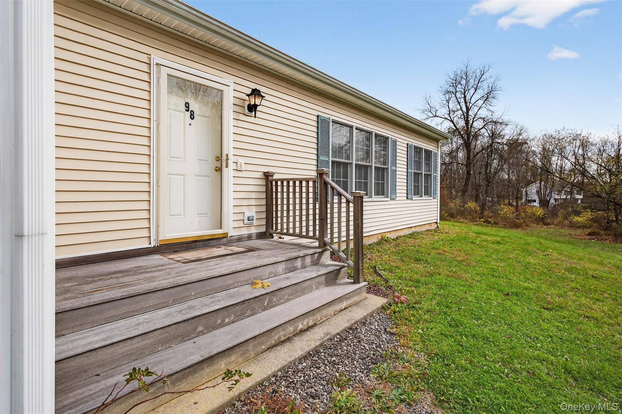 98 Black Creek RD, Esopus, NY 12429