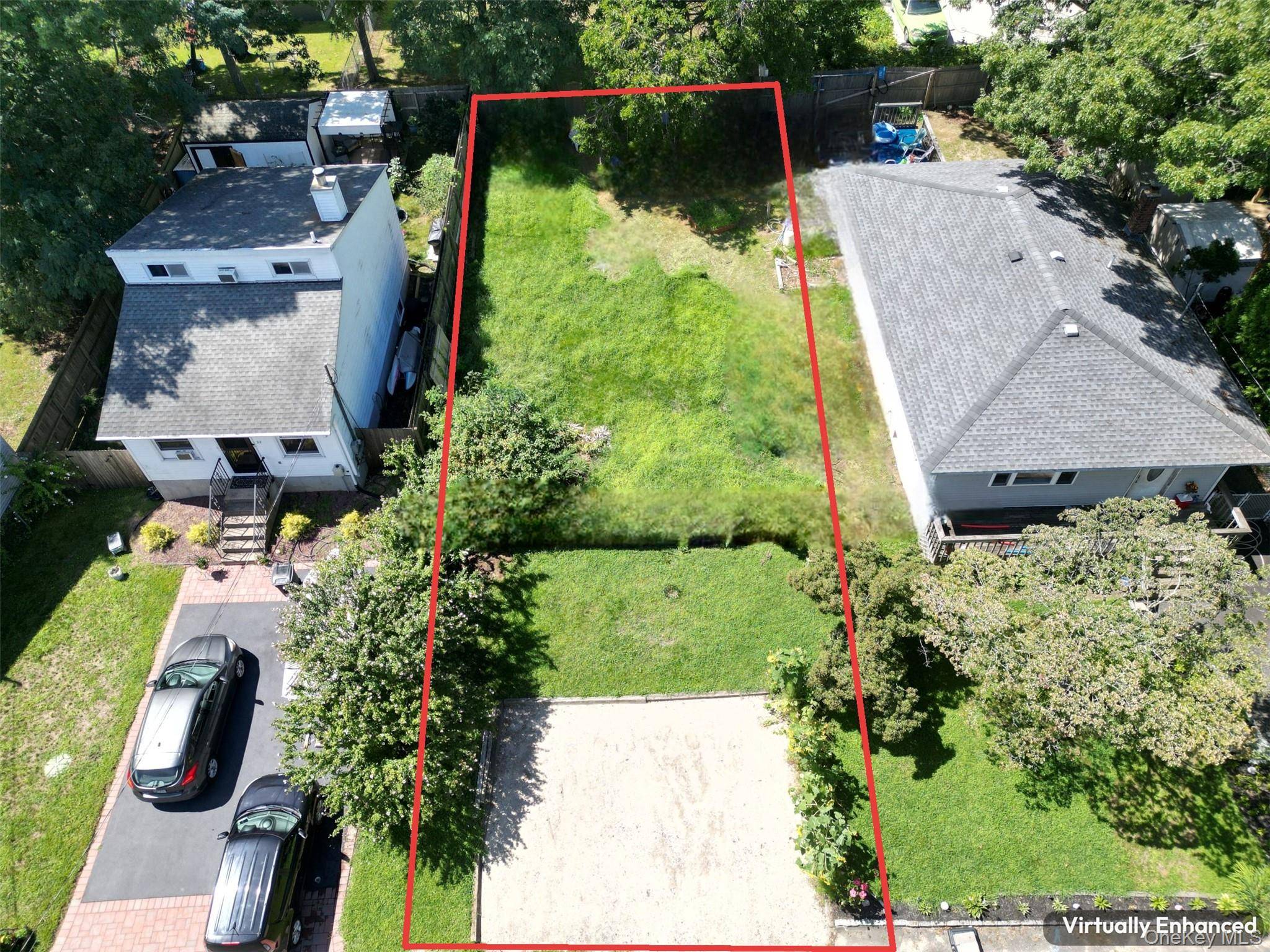 24 Franklin AVE, Mastic, NY 11950