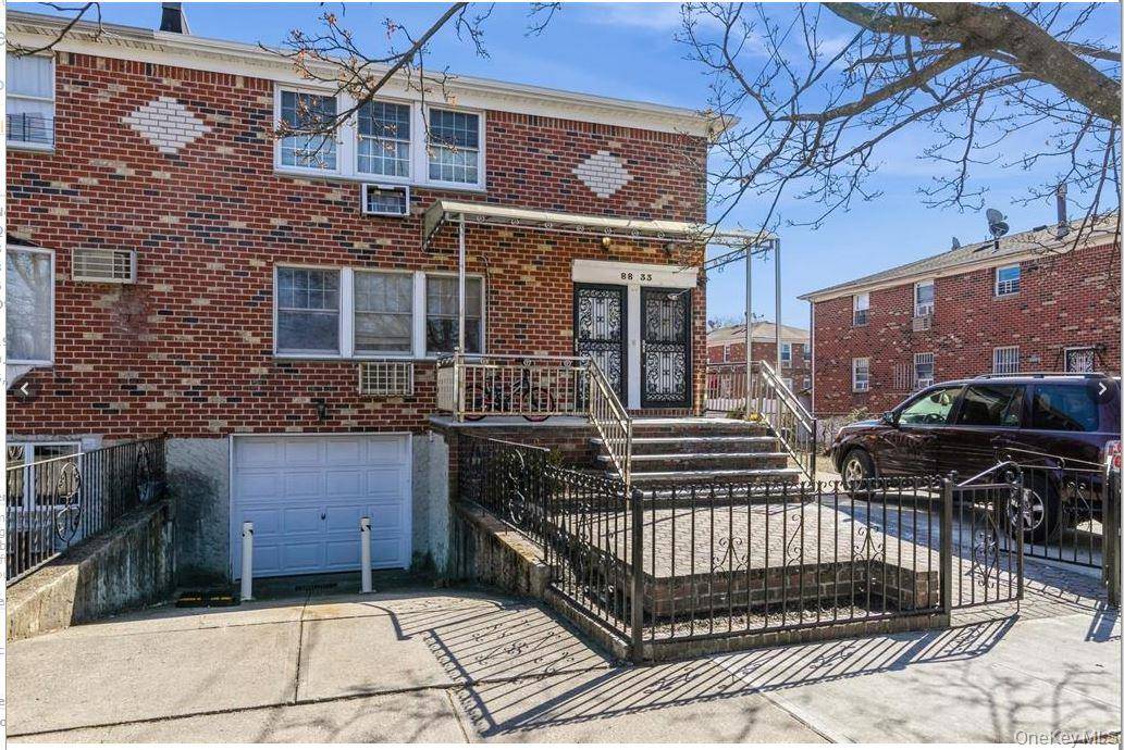 8833 Ransom ST, Queens Village, NY 11427