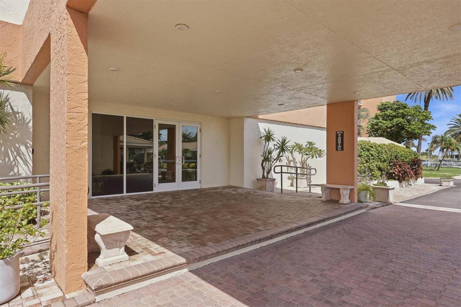 4401 GULF OF MEXICO DR #907, Longboat Key, FL 34228