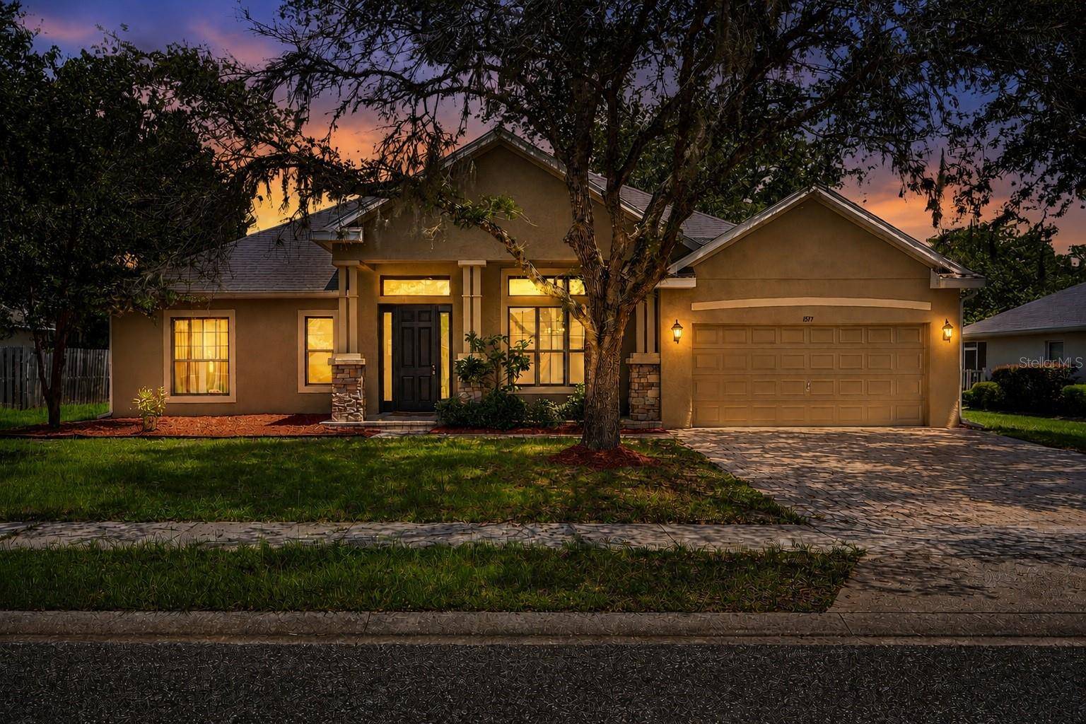 1517 CLAPTON DR, Deland, FL 32720