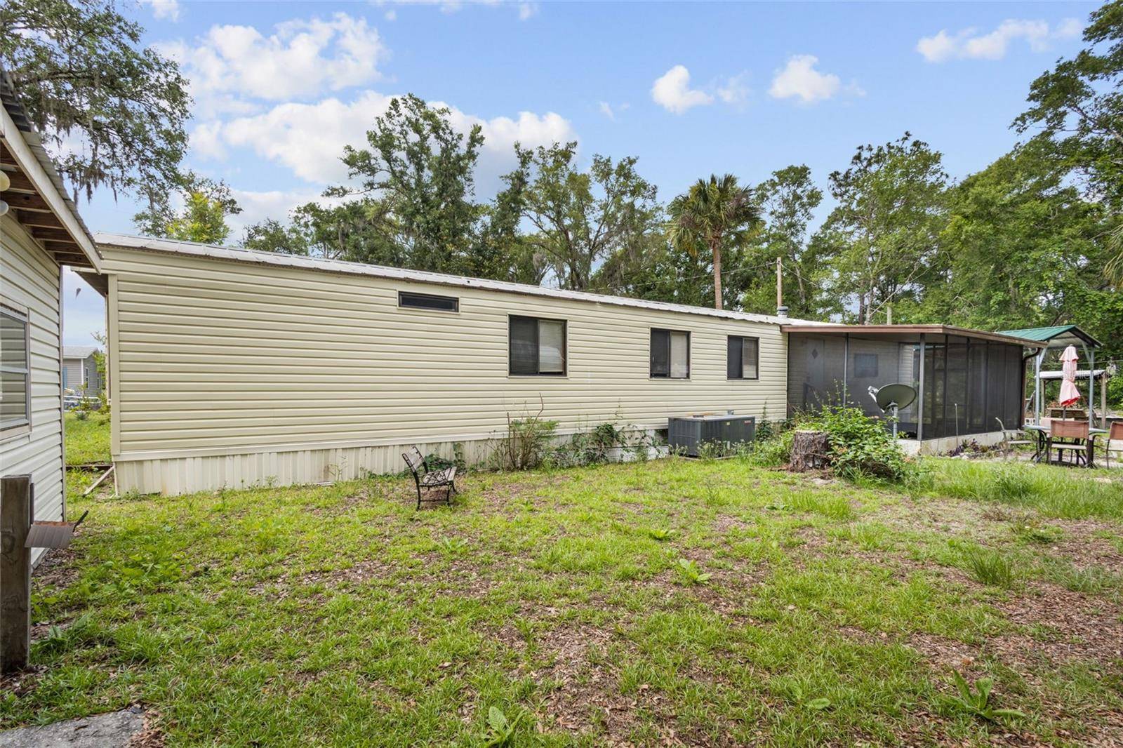9949 NW 55TH ST, Chiefland, FL 32626