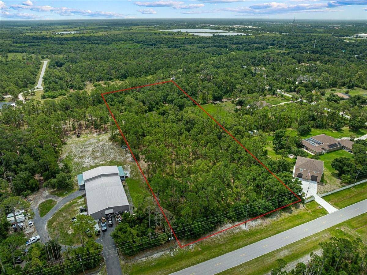N CHAMBERLAIN BLVD, North Port, FL 34286