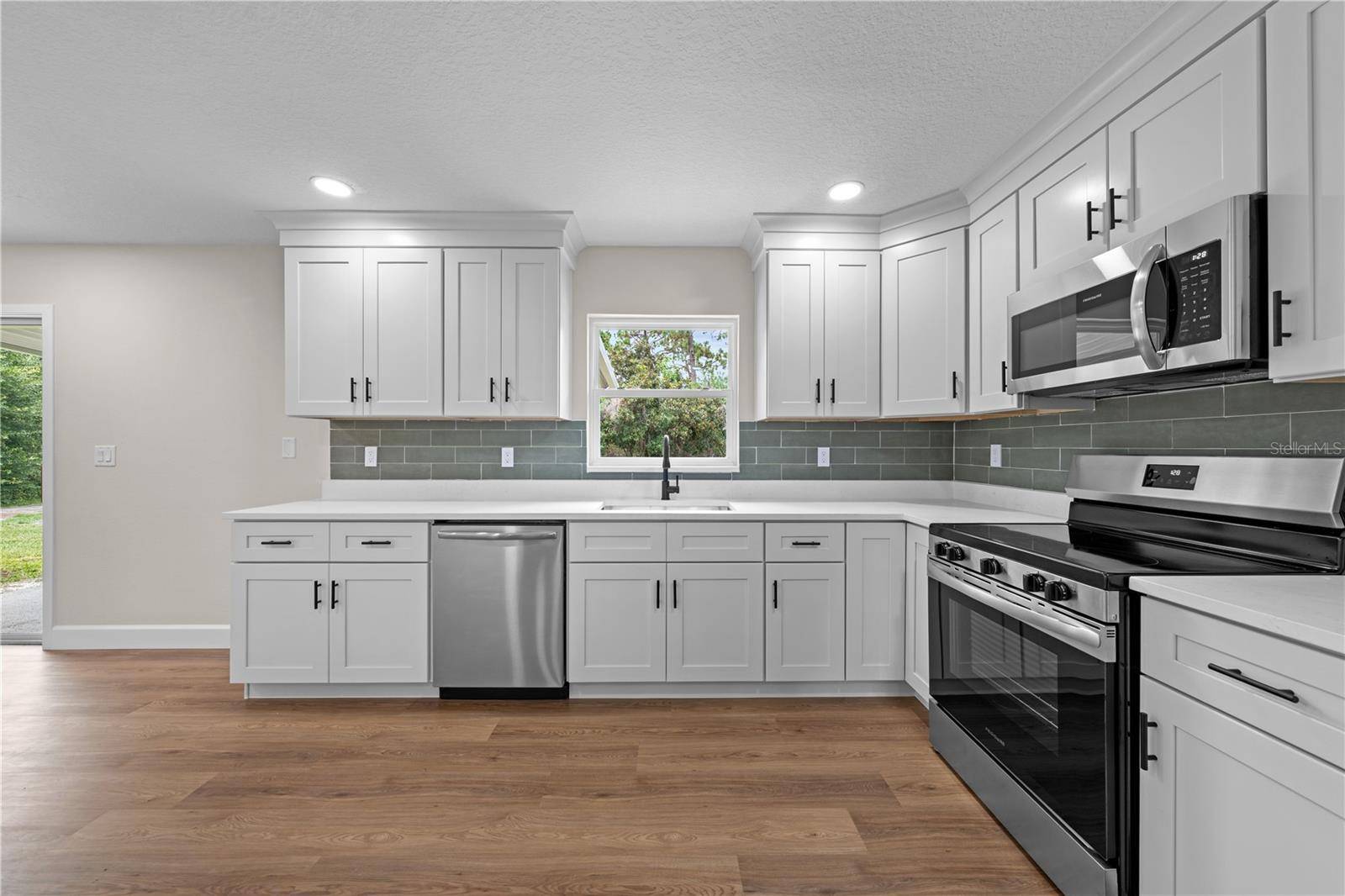 4279 HENRY J AVE, St Cloud, FL 34772