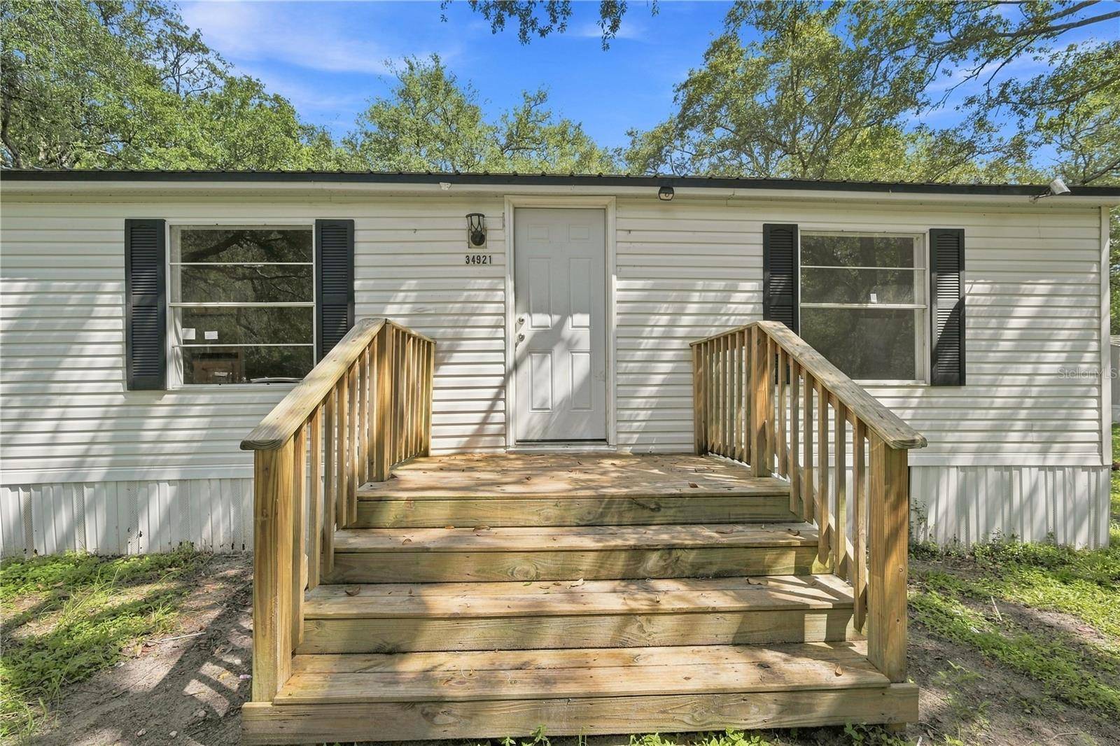 34921 EMILY DR, Dade City, FL 33523