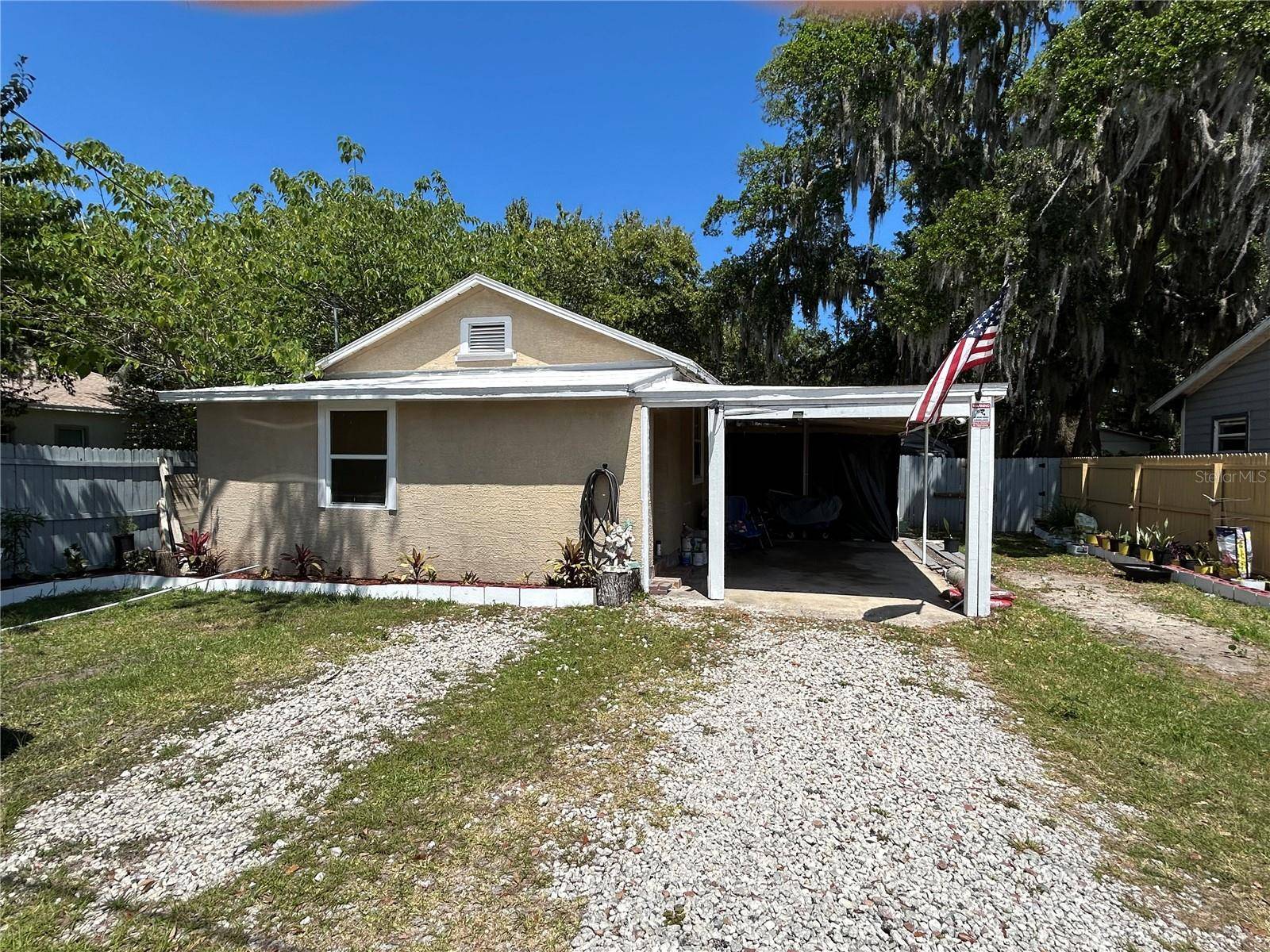 629 HOLMES AVE, Daytona Beach, FL 32114