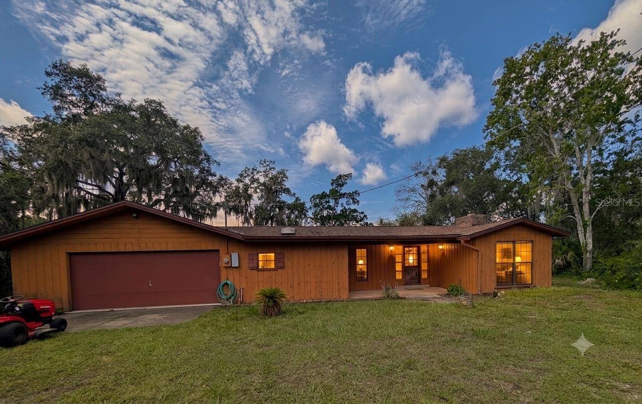 348 MITNIK DR, Deltona, FL 32738