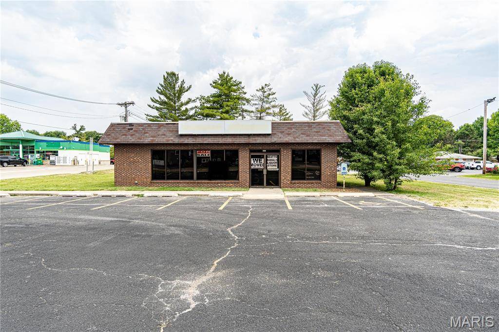 10099 Lincoln TRL, Fairview Heights, IL 62208