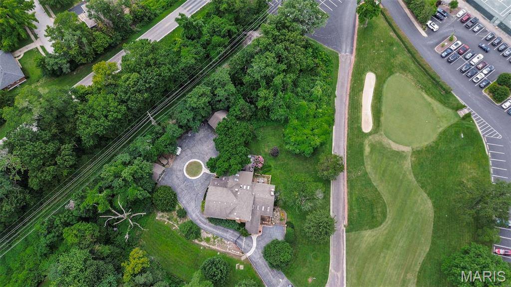 1 Saint Andrews DR, Belleville, IL 62223