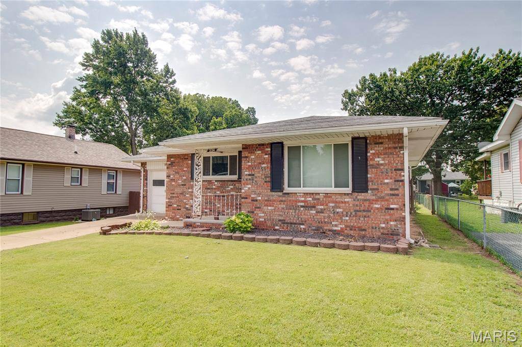 324 Park AVE, Wood River, IL 62095