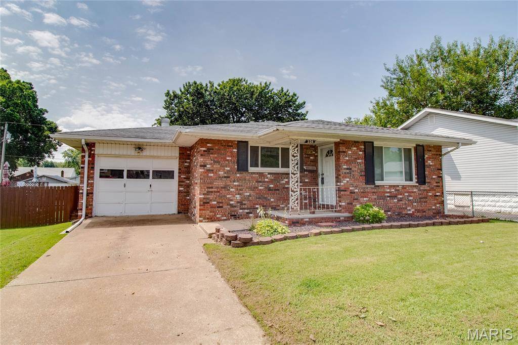 324 Park AVE, Wood River, IL 62095