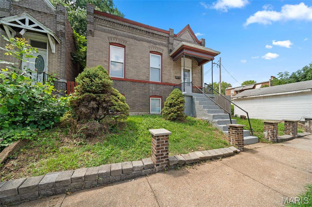 4717 S Compton AVE, St Louis, MO 63111
