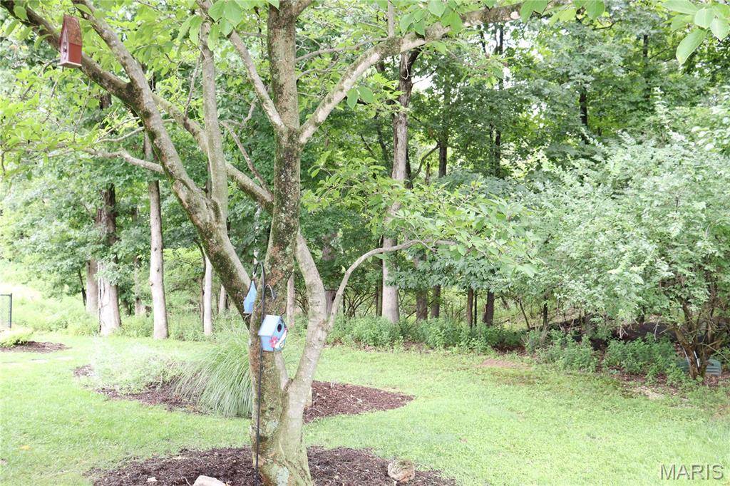 5844 Pierwood DR, Unincorporated, MO 63129
