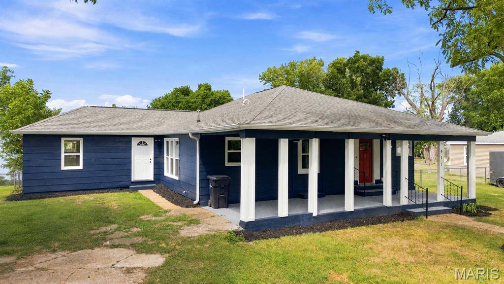 917 W 2nd ST, West Plains, MO 65775