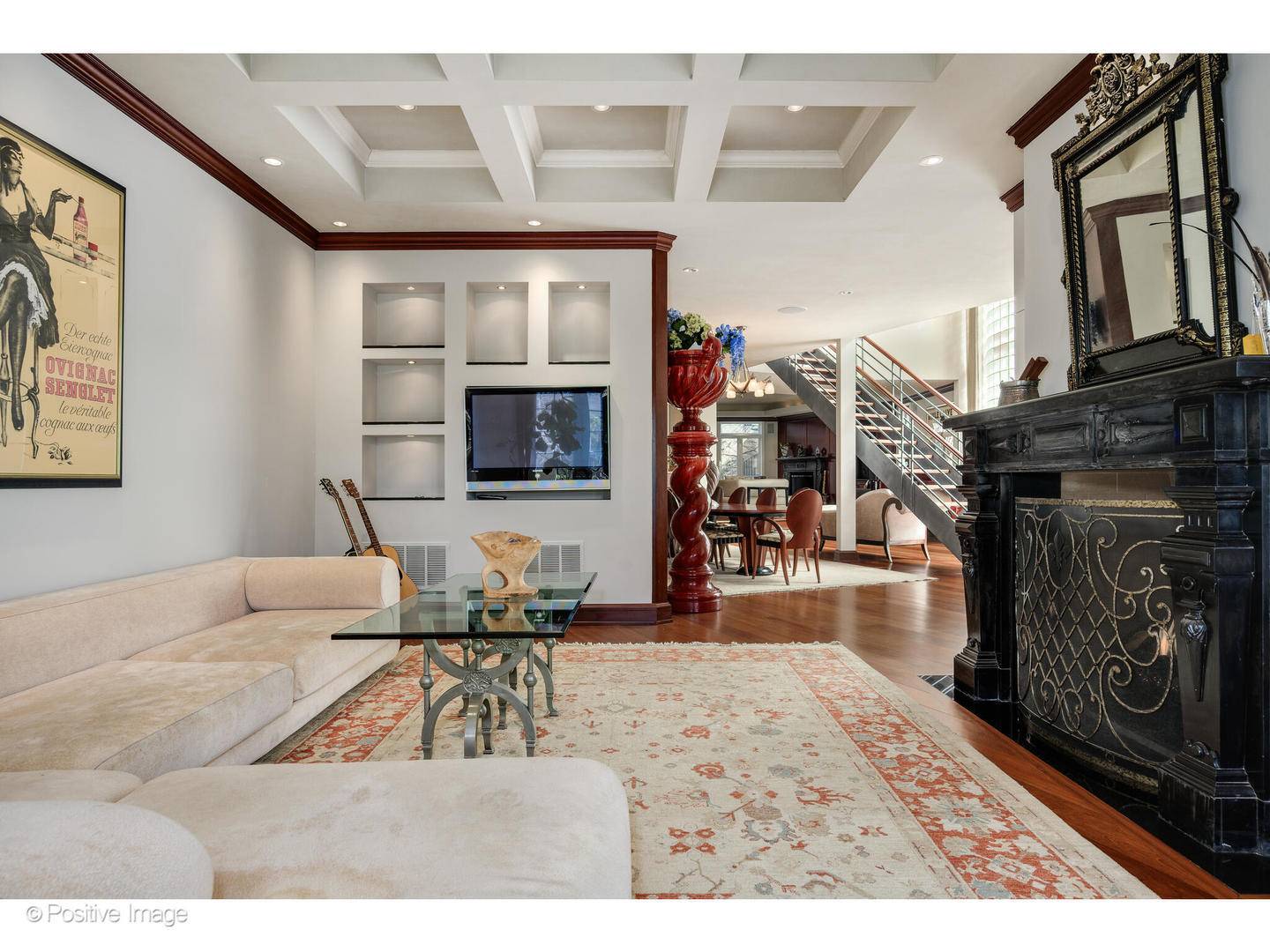 1811 N Howe ST, Chicago, IL 60614