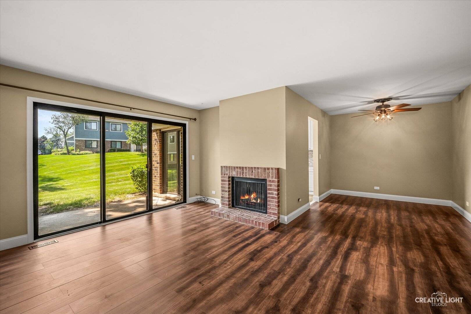 1547 7 Pines RD #D-1, Schaumburg, IL 60193
