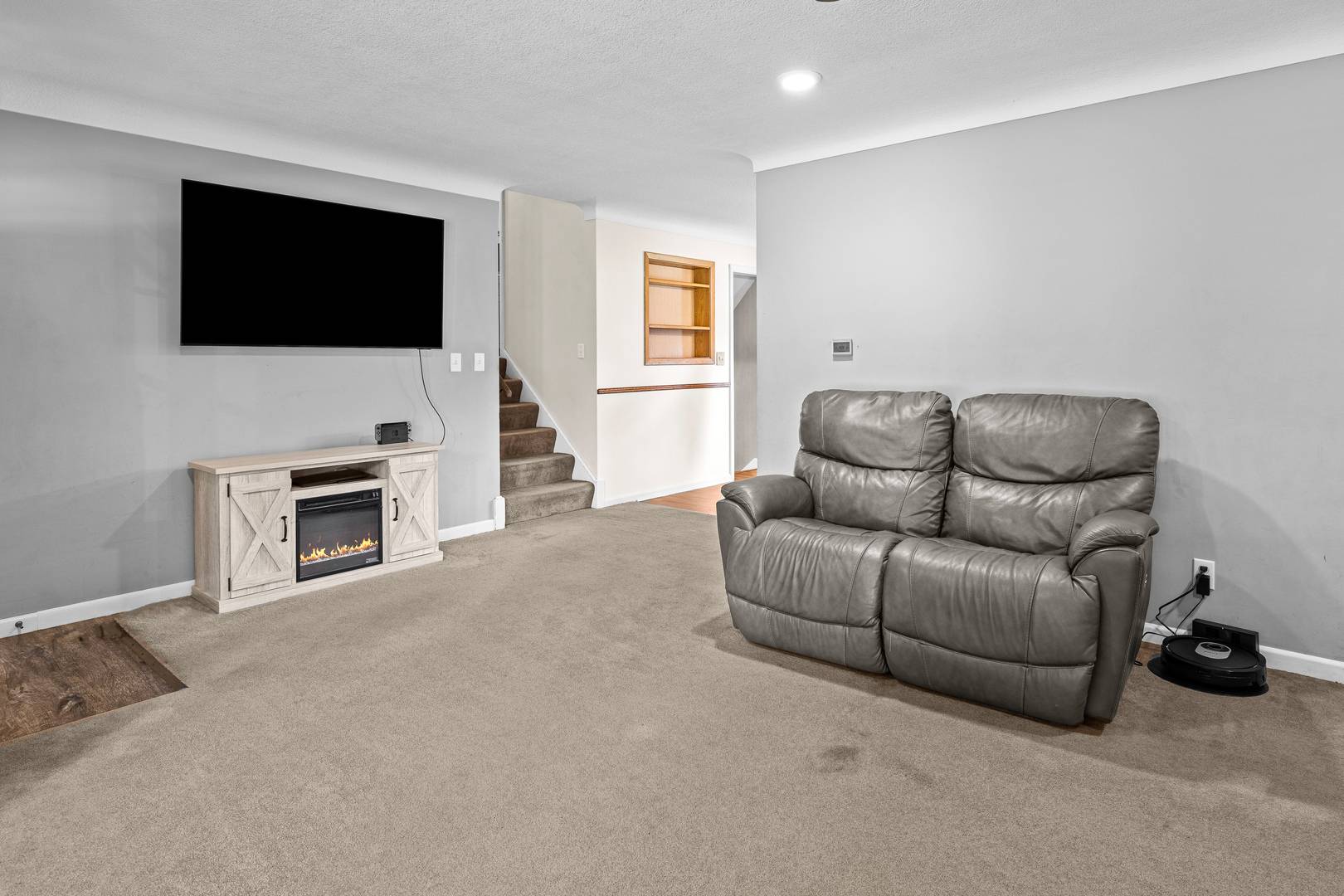3140 11th AVE, Moline, IL 61265