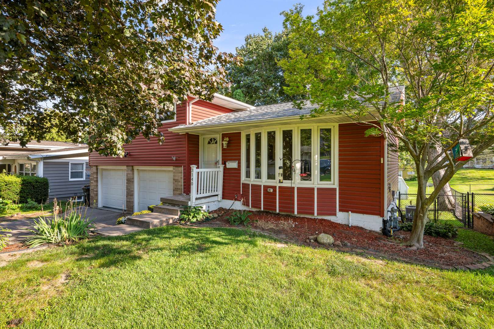 3140 11th AVE, Moline, IL 61265