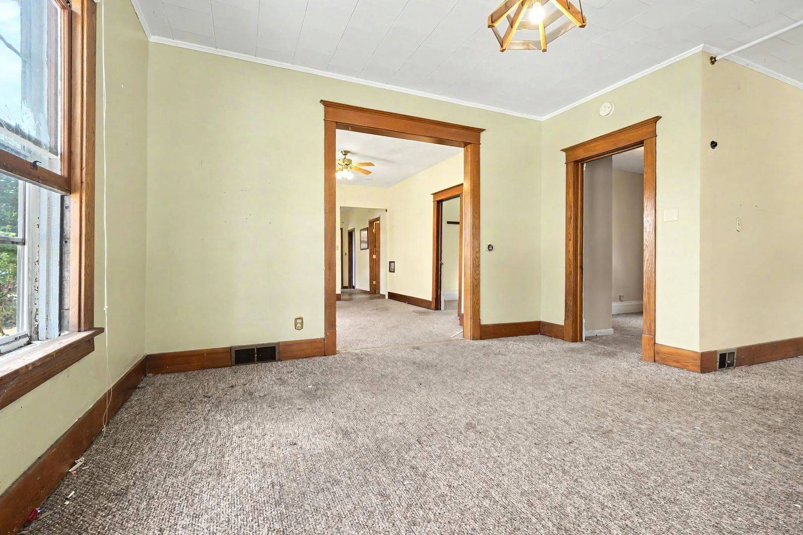 205 E Hickory ST, Fairbury, IL 61739