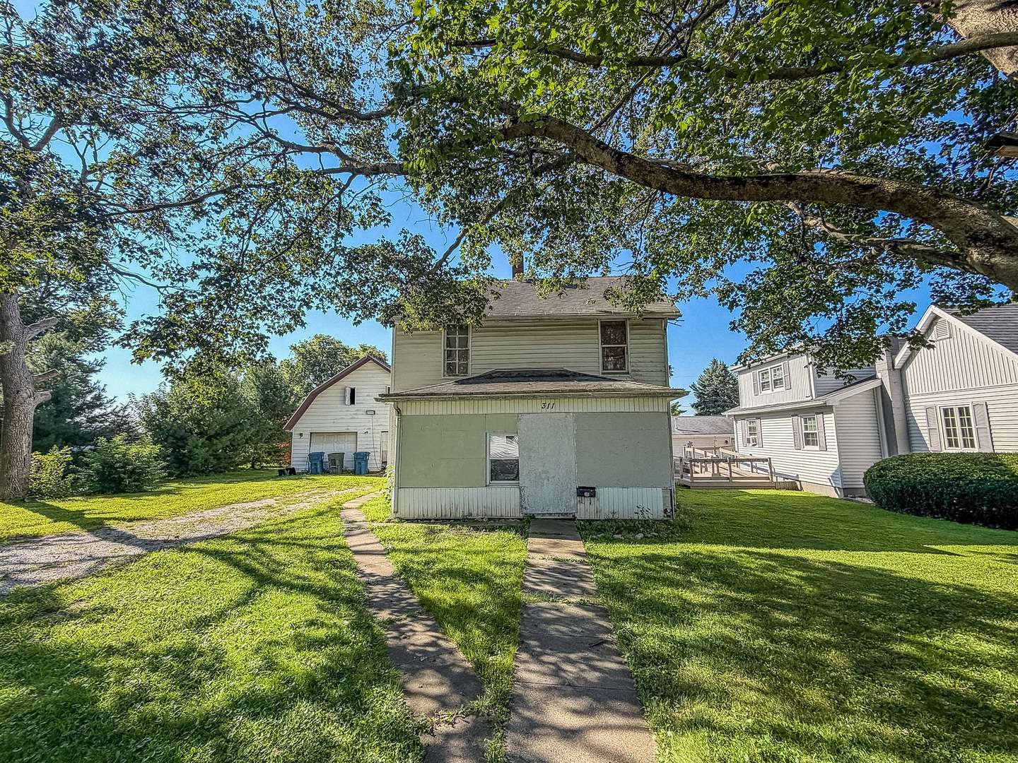 311 E Mckibben ST, Rossville, IL 60963