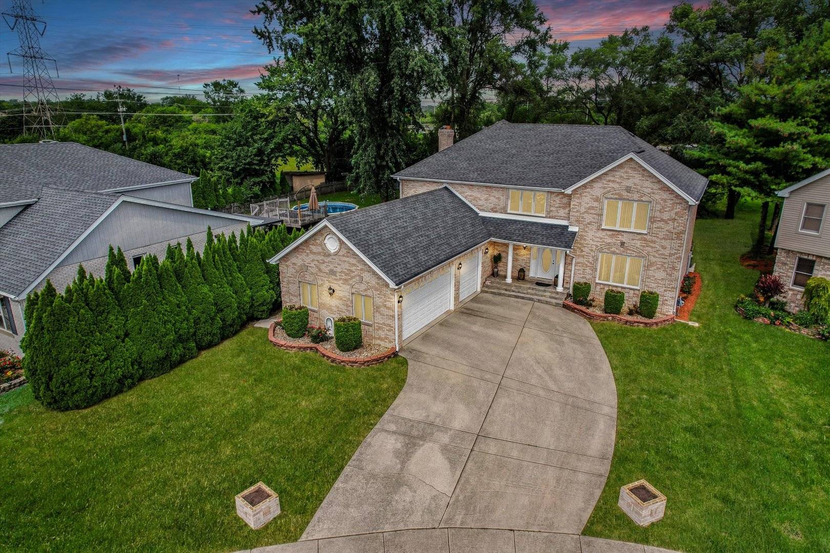 1212 Grove AVE, Addison, IL 60101