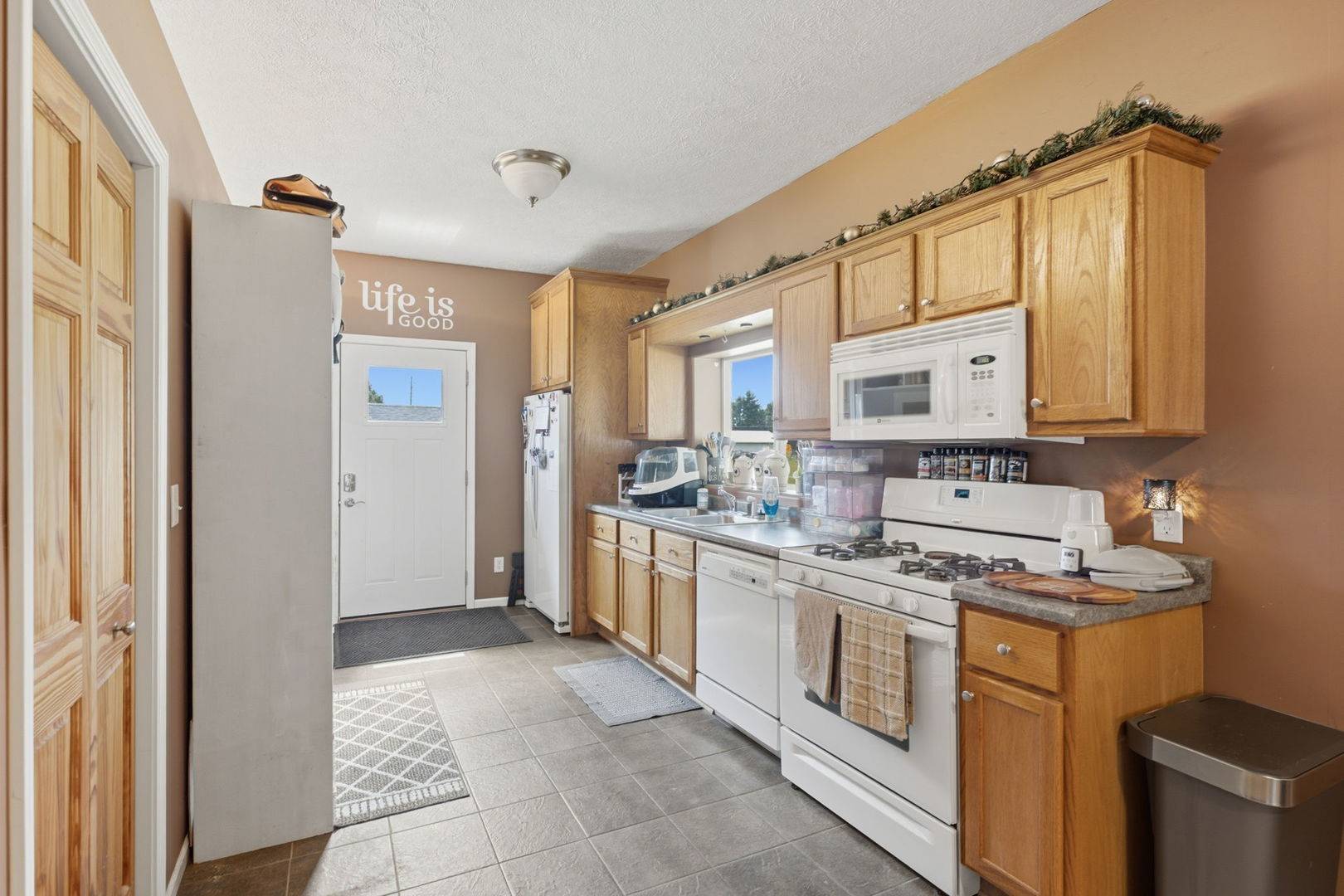 712 SW 6th ST, Aledo, IL 61231