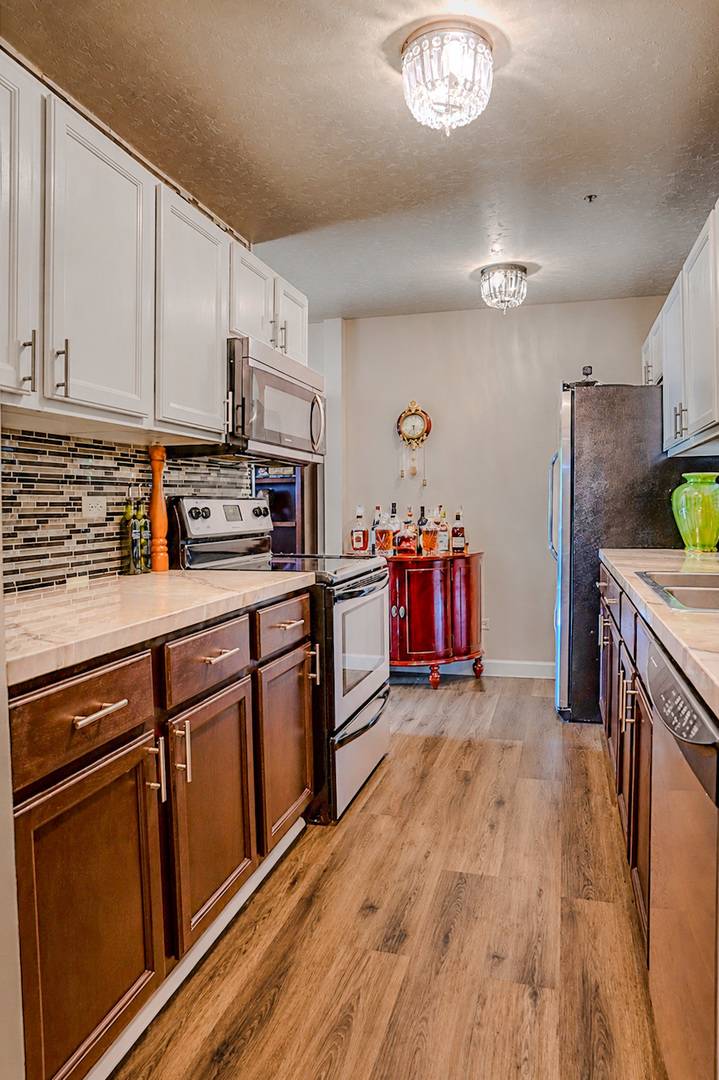 420 S HOME AVE #109N, Oak Park, IL 60302