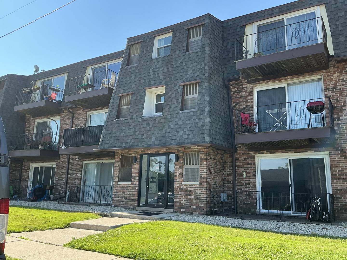 6405 W Home AVE #3A, Worth, IL 60482