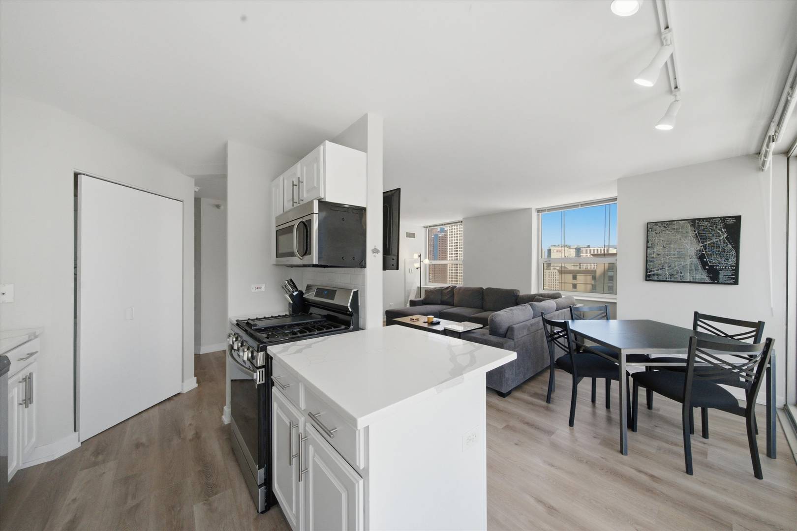 545 N Dearborn ST #2607, Chicago, IL 60654