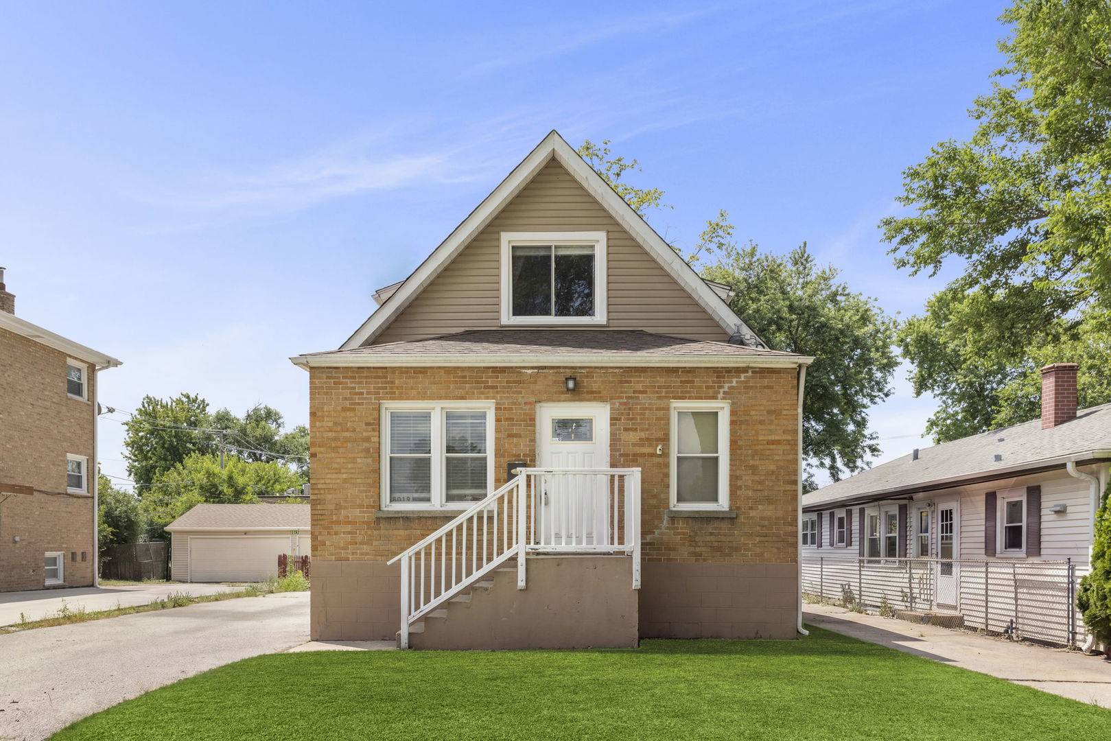 8019 46th ST, Lyons, IL 60534