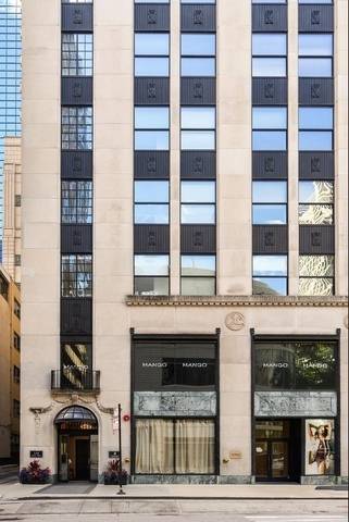 118 E ERIE ST #20D, Chicago, IL 60611