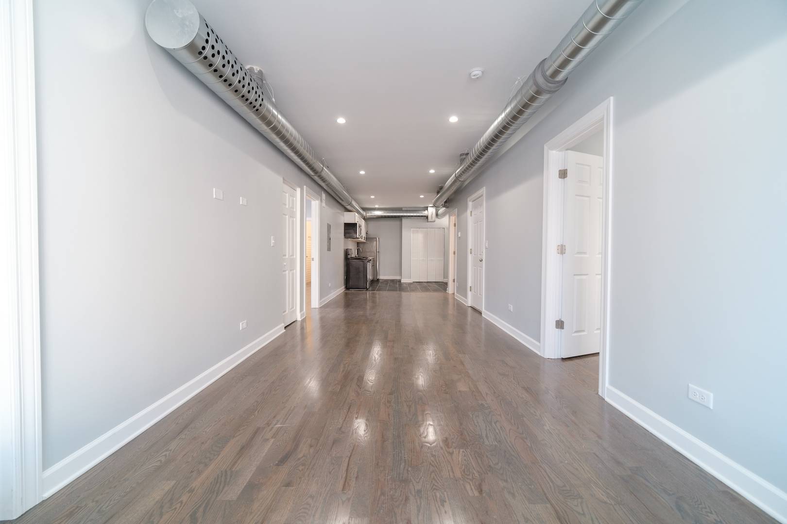 3101 W Leland AVE #2, Chicago, IL 60625
