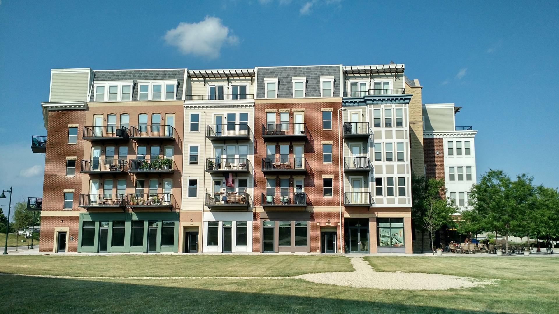 332 River ST #4405, Lemont, IL 60439