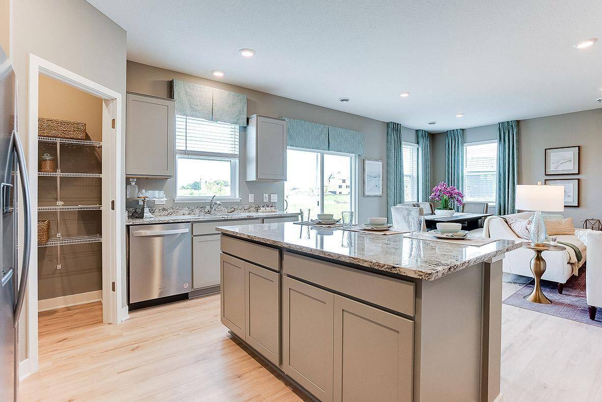 526 Goldenrod TRL, Waconia, MN 55387