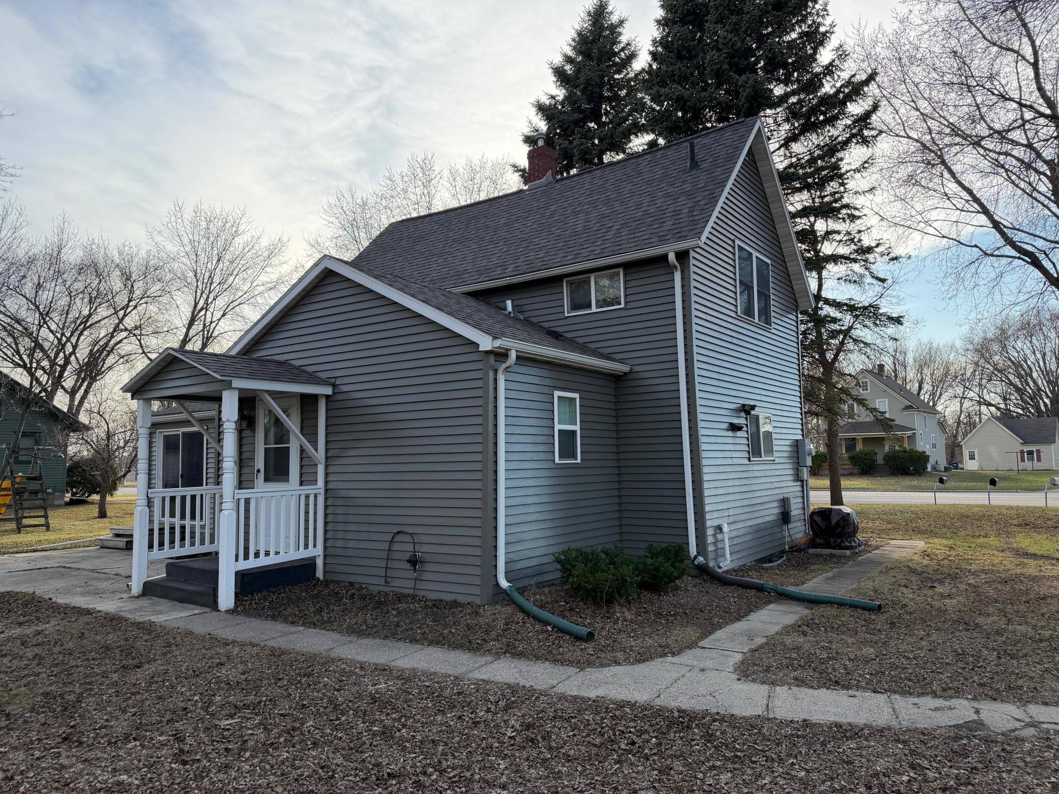 1106 13th ST N, Benson, MN 56215
