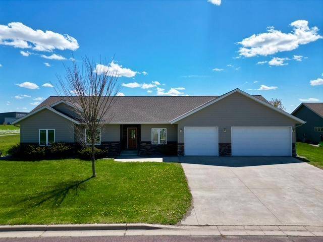 906 Sunrise BLVD, Redwood Falls, MN 56283