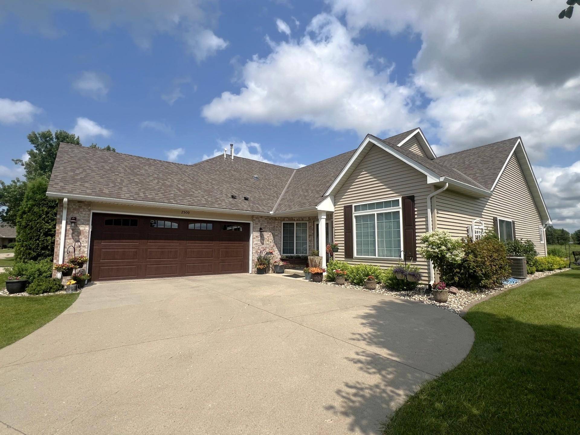 2509 7th AVE SE, Willmar, MN 56201