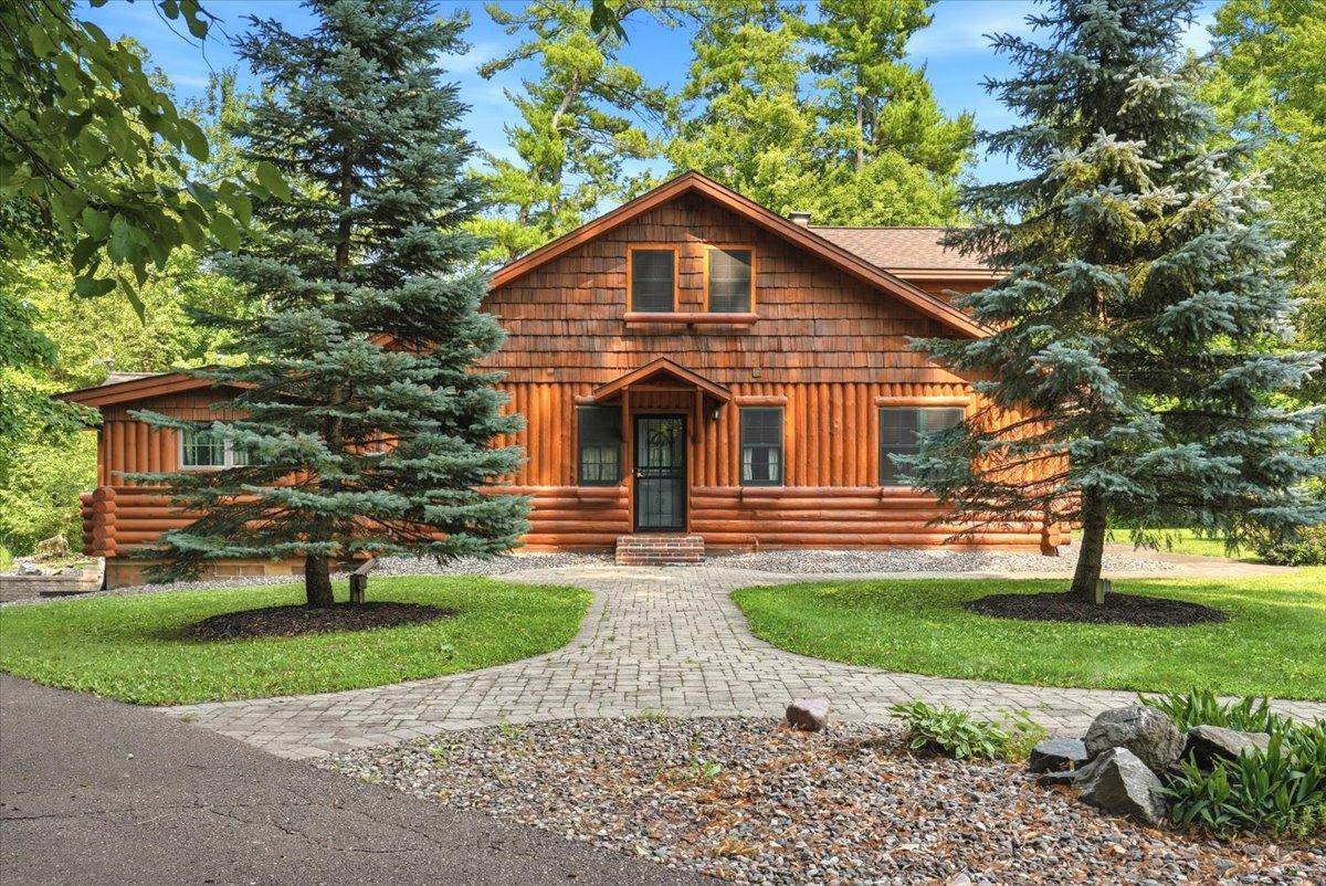E 5107 750th AVE, Menomonie, WI 54751