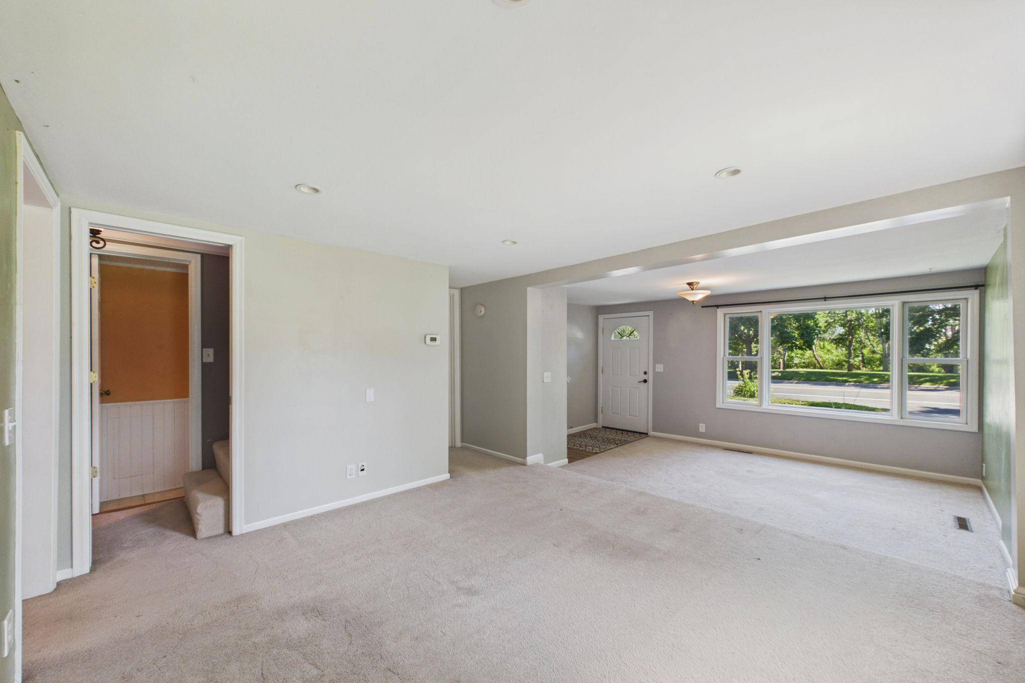 224 W 78th ST, Chanhassen, MN 55317