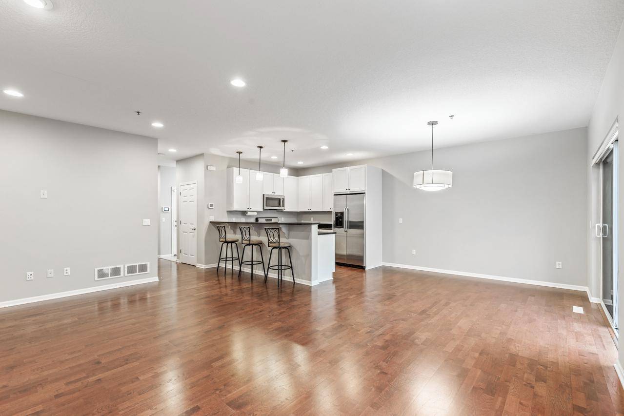 17830 Valley Cove CT, Wayzata, MN 55391